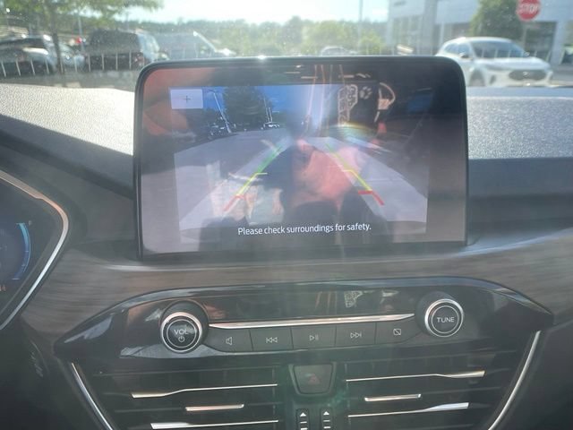 Certified 2020 Ford Escape Titanium AWD/4WD image 25