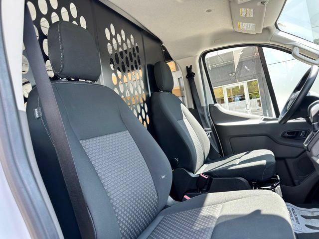 Certified 2025 Ford Transit 250 Low Roof w/ Exterior Upgrade Package RWD image 42