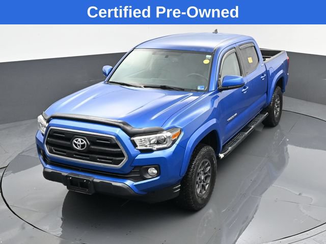 Used 2017 Toyota Tacoma SR5 w/ Exterior Package AWD/4WD image 19
