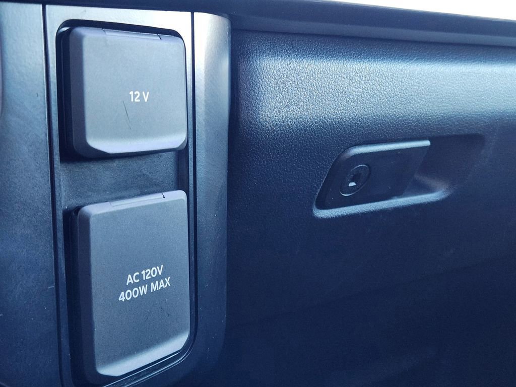 Certified 2024 Ford F250 Lariat image 26