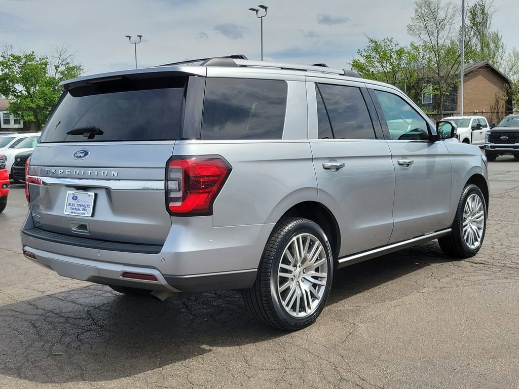 Certified 2024 Ford Expedition Limited image 5