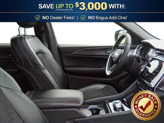 Used 2024 Jeep Grand Cherokee L Altitude AWD/4WD image 22