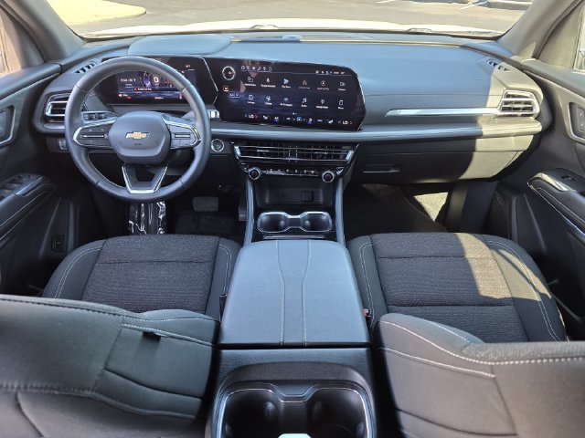 Used 2024 Chevrolet Traverse LS FWD image 8