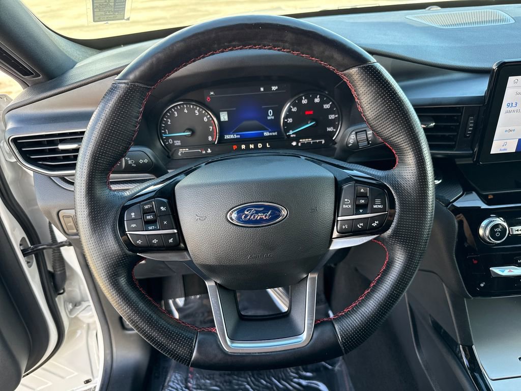 Certified 2022 Ford Explorer ST-Line image 14