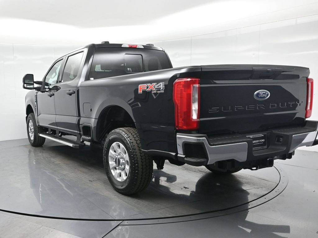 Certified 2024 Ford F250 XLT w/ FX4 Off-Road Package image 31