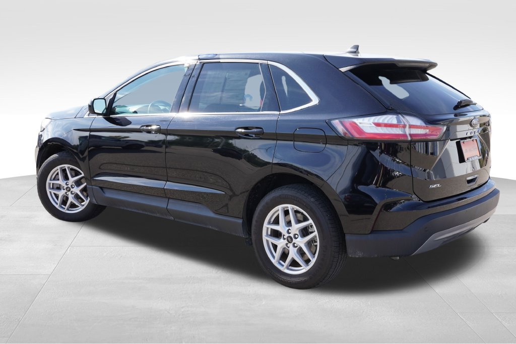 Certified 2024 Ford Edge SEL AWD/4WD image 8