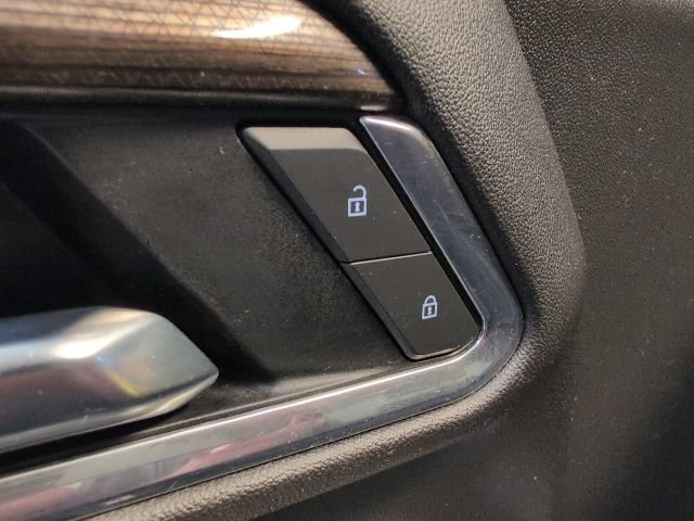 Certified 2022 Chevrolet Silverado 1500 RST AWD/4WD image 13