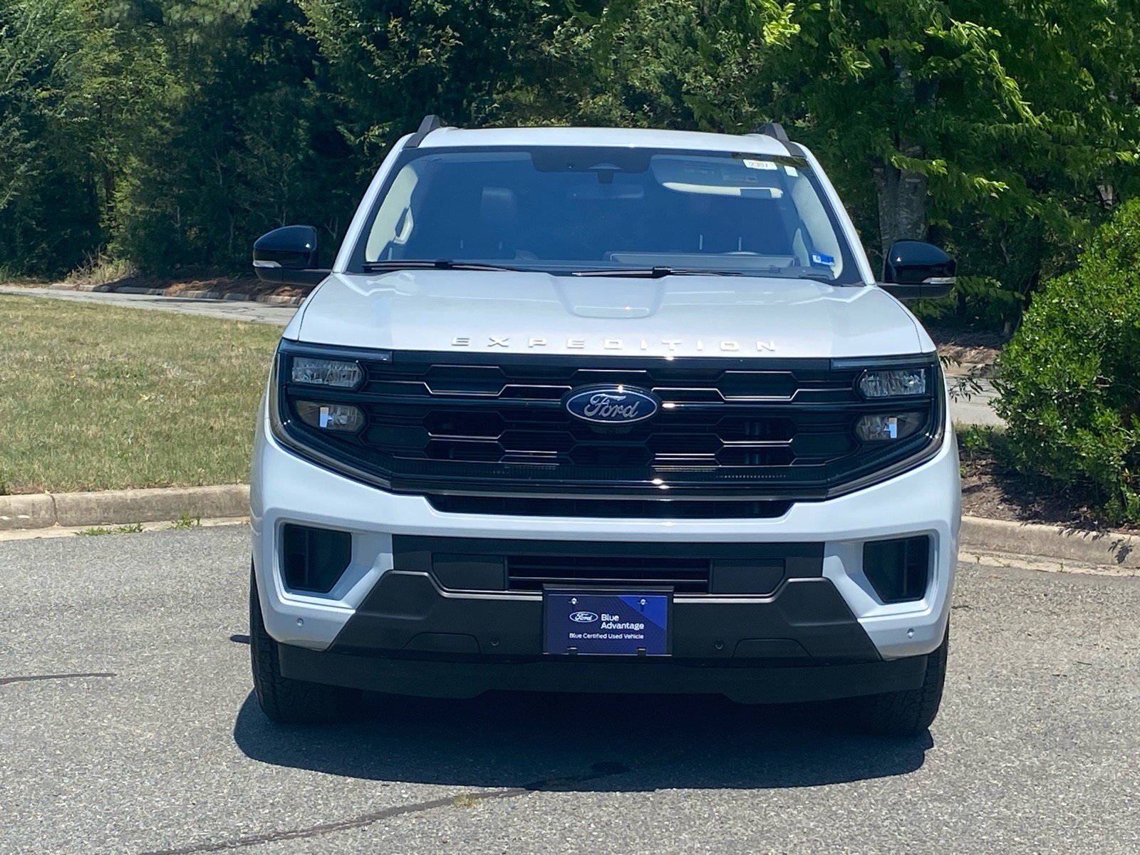 Certified 2025 Ford Expedition Active AWD/4WD image 7