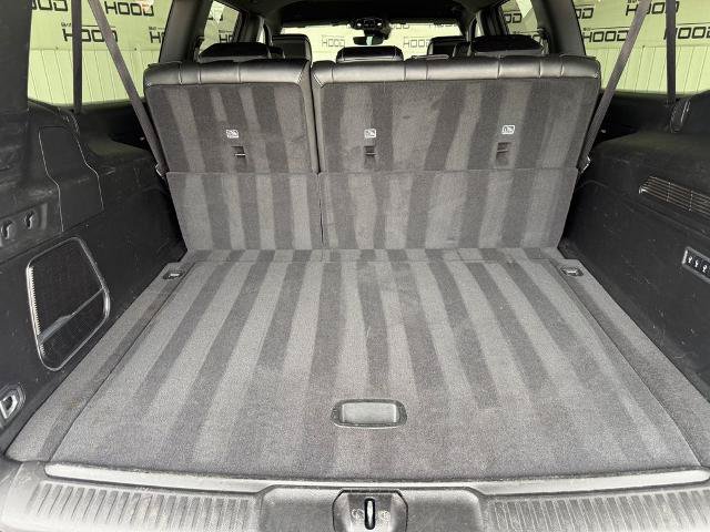 Used 2024 Jeep Wagoneer L Series II RWD image 30