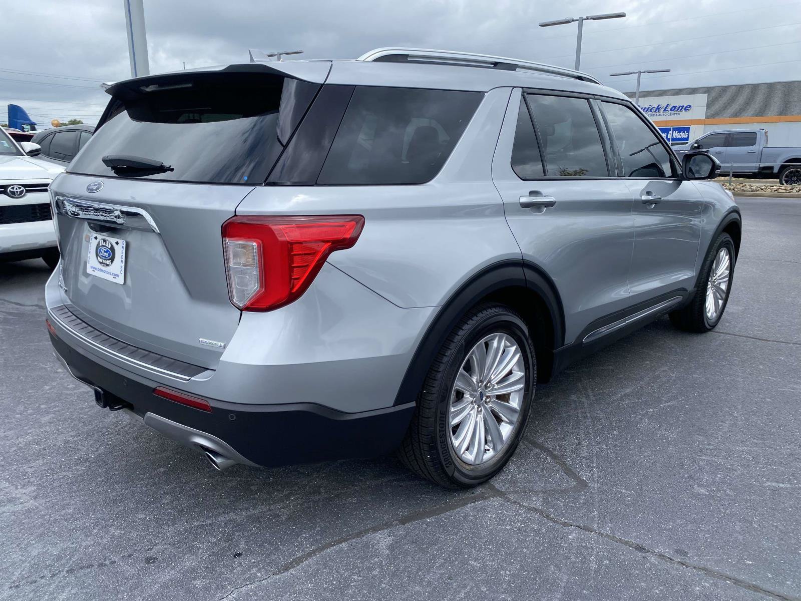 Certified 2020 Ford Explorer Limited w/ Class III Trailer Tow Package RWD image 7