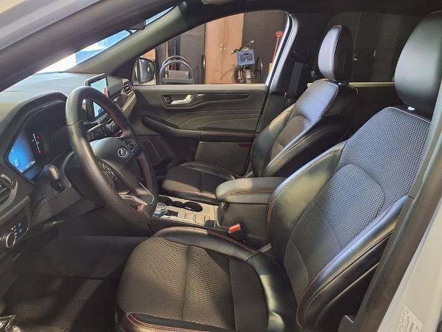 Certified 2025 Ford Escape ST-Line FWD image 18