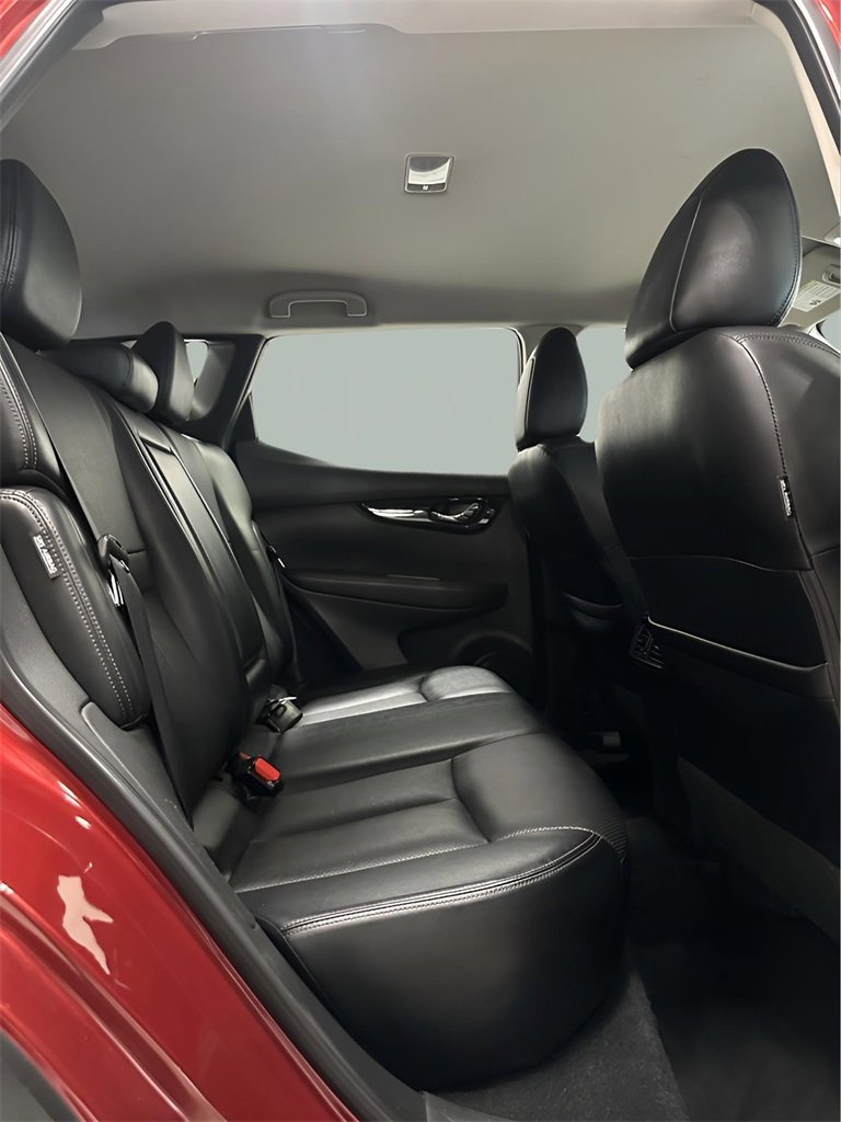 Used 2022 Nissan Rogue Sport SL image 20