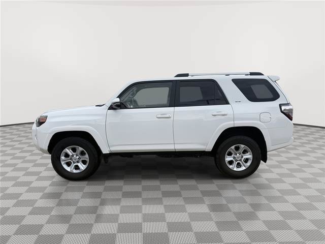 Used 2021 Toyota 4Runner SR5 Premium w/ Moonroof Package AWD/4WD image 4