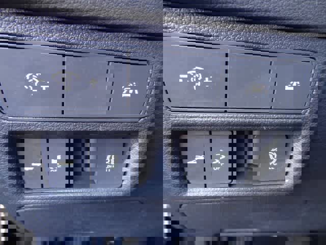 Used 2023 Hyundai Sonata SEL image 16