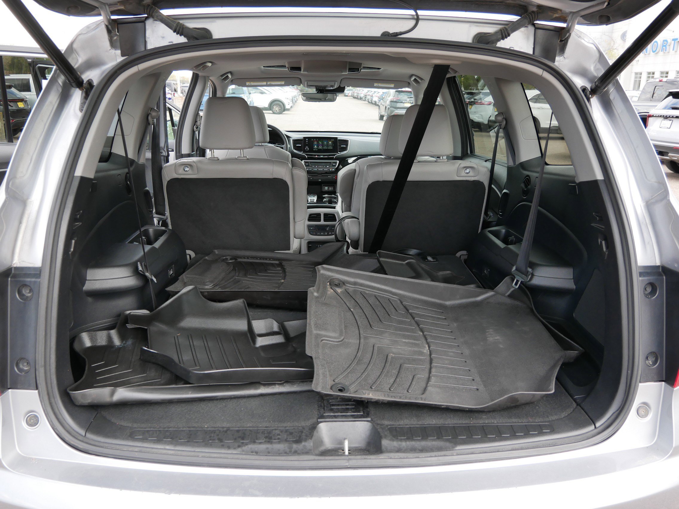 Used 2020 Honda Pilot Touring image 18
