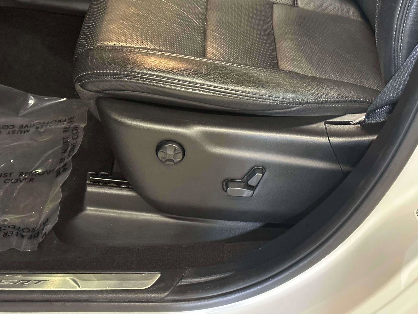 Used 2020 Jeep Grand Cherokee SRT image 19