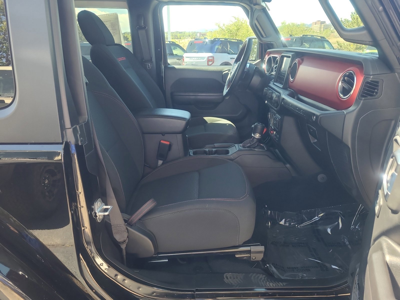 Used 2021 Jeep Wrangler Rubicon AWD/4WD image 19