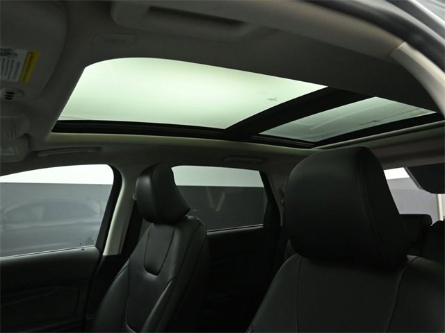 Certified 2022 Ford Edge Titanium w/ Class II Trailer Tow Package image 34