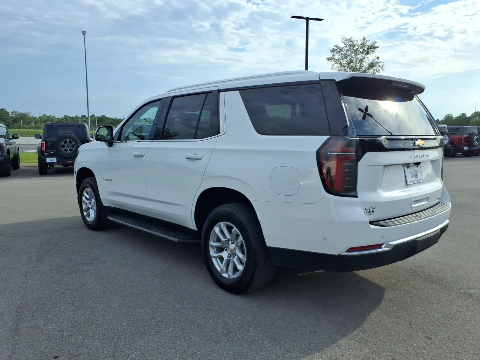 Used 2025 Chevrolet Tahoe LT AWD/4WD image 5