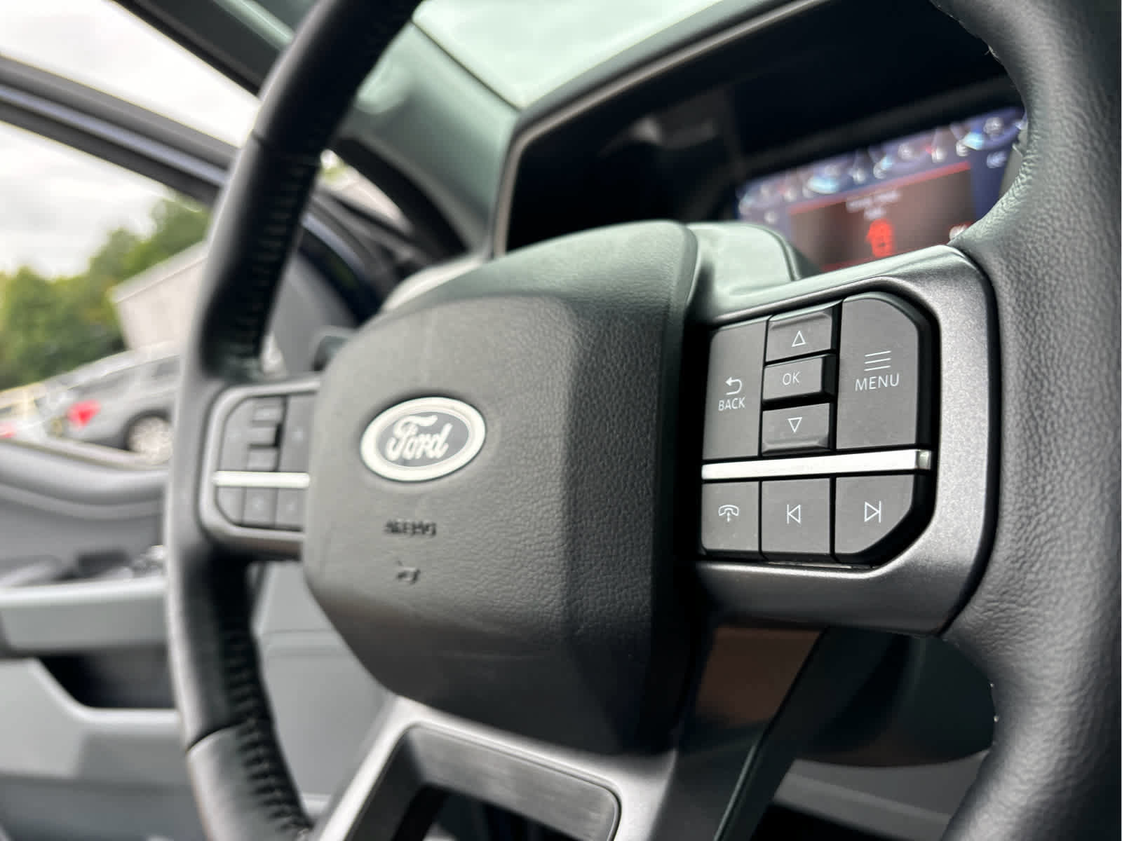 Certified 2022 Ford F150 XLT w/ Equipment Group 302A High image 17