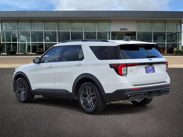 Certified 2025 Ford Explorer ST w/ Sun And Sound Package AWD/4WD image 4
