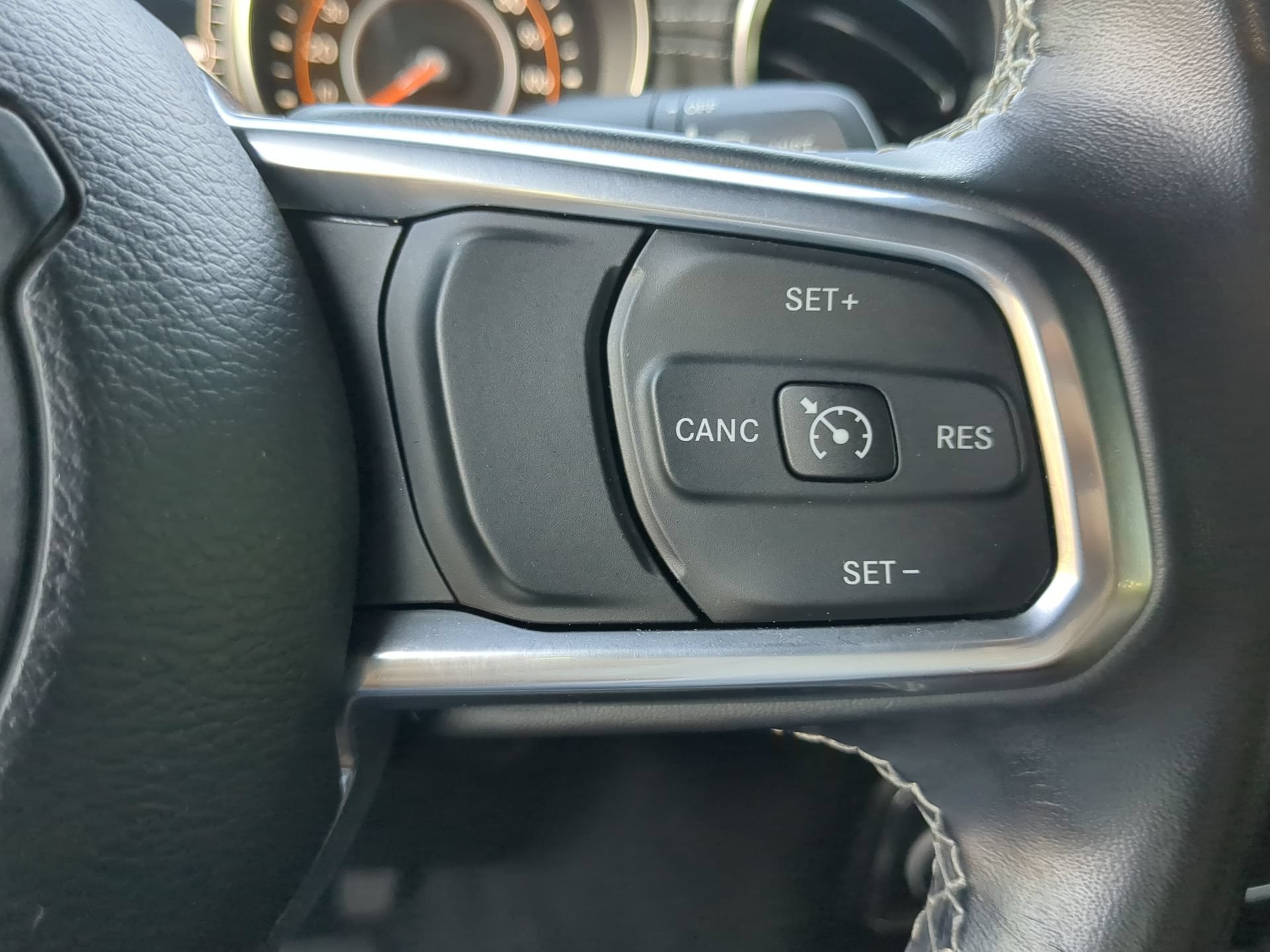 Used 2022 Jeep Wrangler Unlimited Sahara AWD/4WD image 65