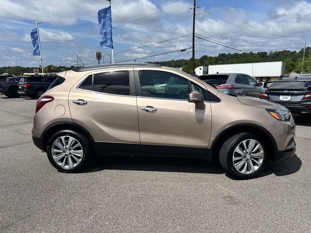 Used 2018 Buick Encore Preferred AWD/4WD image 2