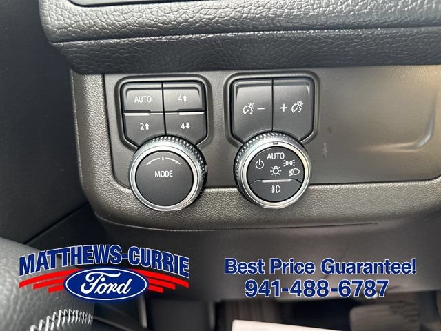 Used 2021 GMC Yukon Denali AWD/4WD image 29