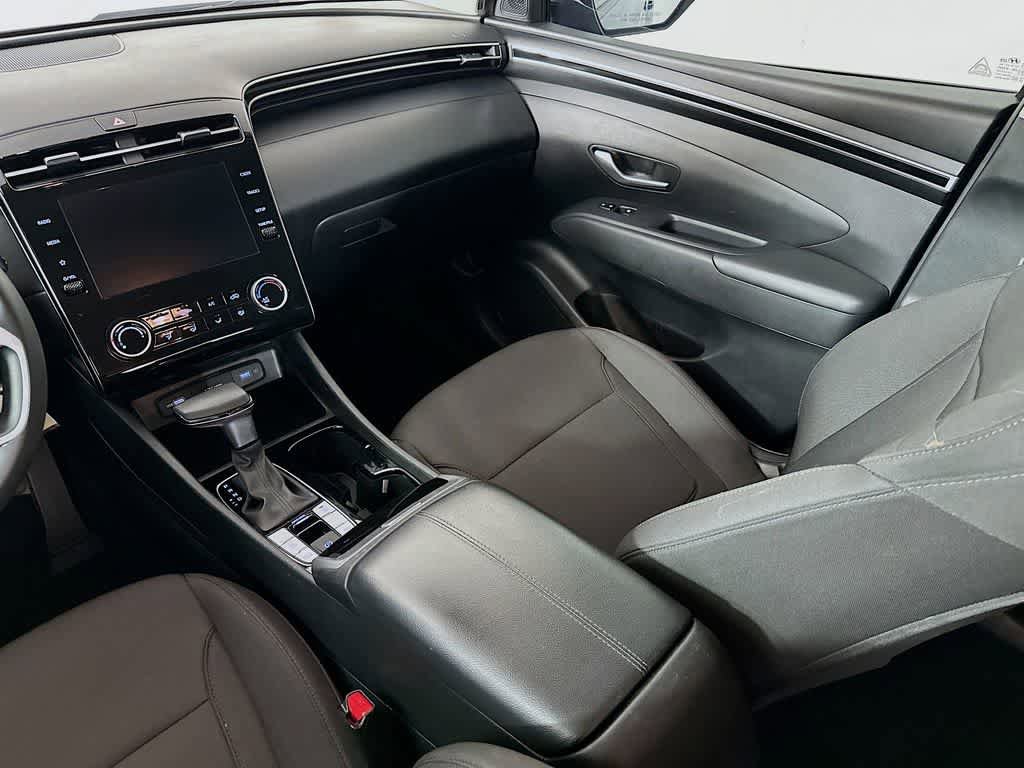 Used 2023 Hyundai Tucson SE FWD image 11