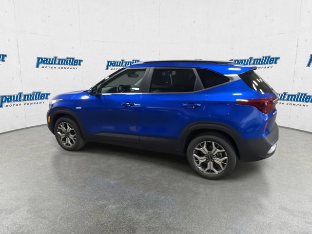Used 2023 Kia Seltos EX AWD/4WD image 7