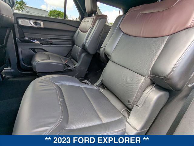 Certified 2023 Ford Explorer Platinum w/ Technology Package AWD/4WD image 22