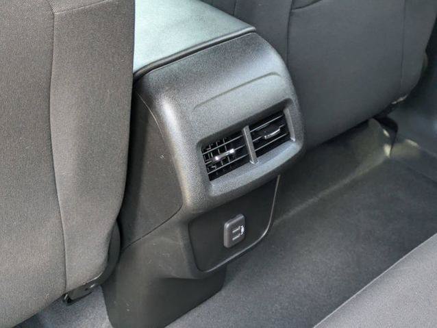 Used 2022 Chevrolet Equinox LT AWD/4WD image 30
