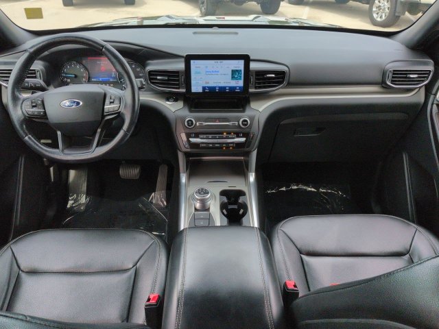 Certified 2020 Ford Explorer XLT w/ Equipment Group 202A AWD/4WD image 15