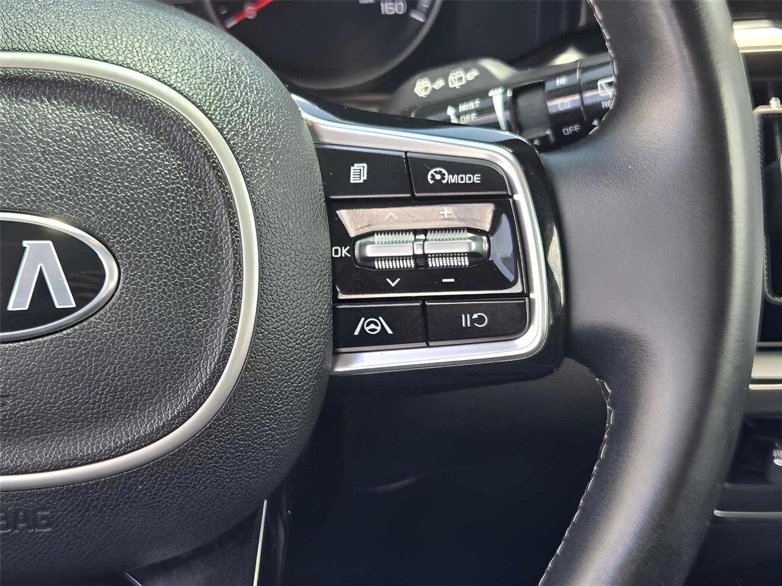Used 2021 Kia Sorento S FWD image 27