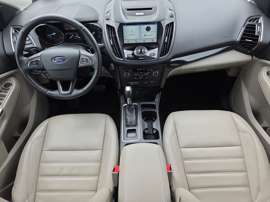 Certified 2017 Ford Escape Titanium FWD image 9