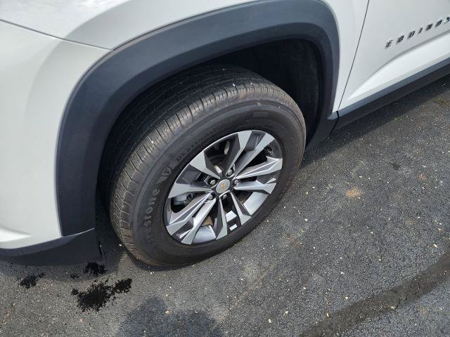 Used 2025 Chevrolet Equinox LT w/ Safety and Technology Package FWD image 9