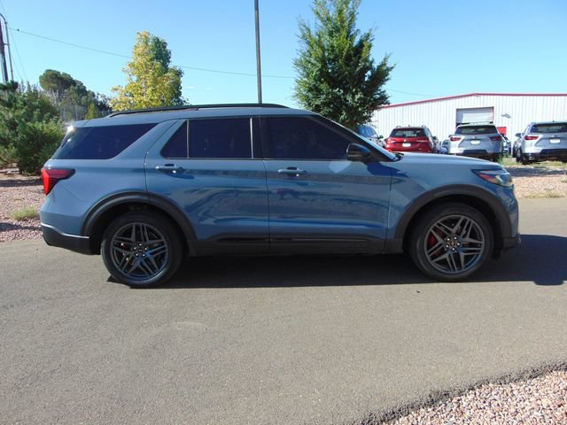 Certified 2025 Ford Explorer ST-Line w/ Premium Package AWD/4WD image 7