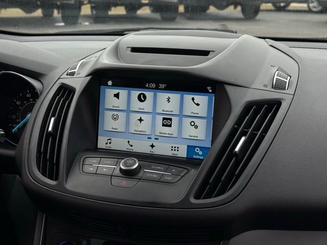 Certified 2018 Ford Escape SE w/ SE SYNC Package image 25