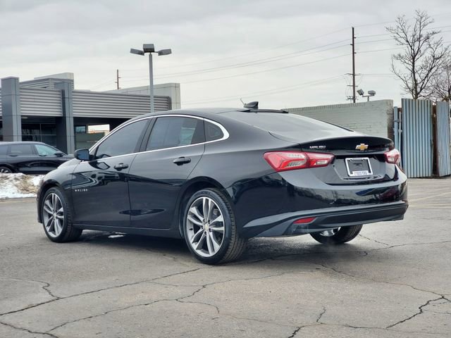 Used 2022 Chevrolet Malibu LT image 2