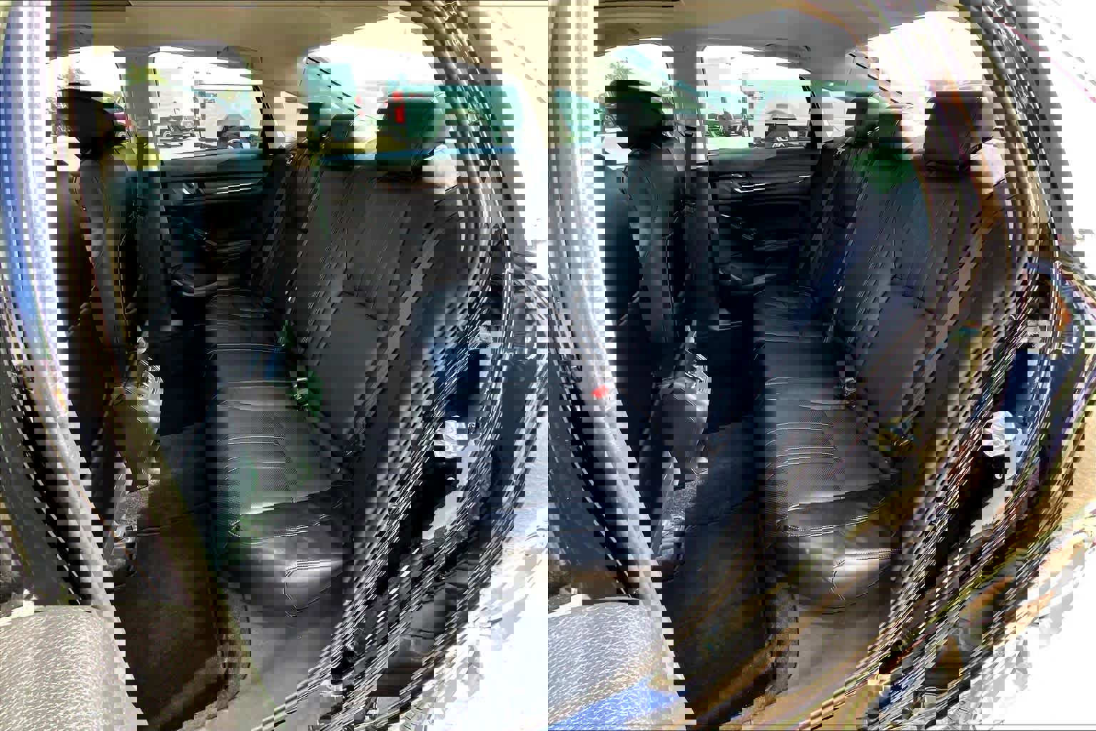 Used 2018 Honda Accord Touring image 20