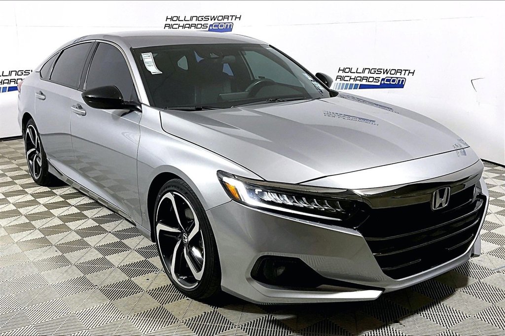 Used 2022 Honda Accord Sport image 3