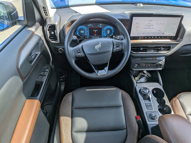 Certified 2025 Ford Bronco Sport Outer Banks w/ Outer Banks Tech Package+ AWD/4WD image 30