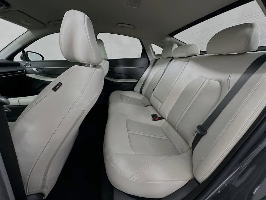Used 2025 Hyundai Sonata SEL FWD image 12