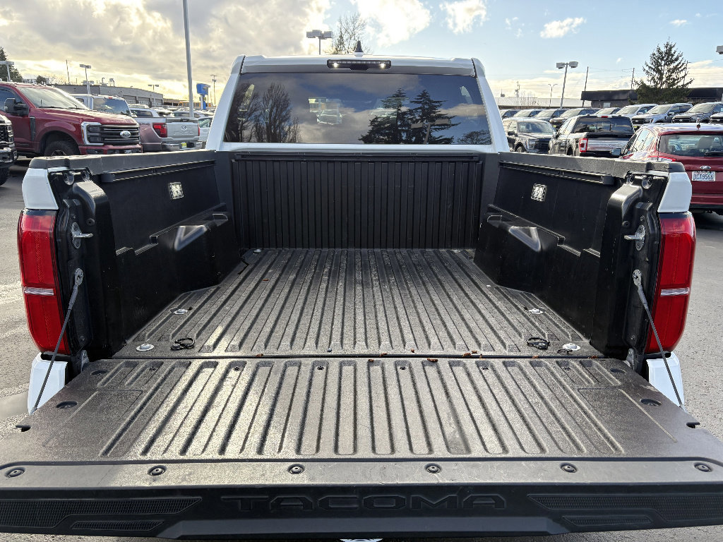 Used 2024 Toyota Tacoma TRD Off-Road AWD/4WD image 11