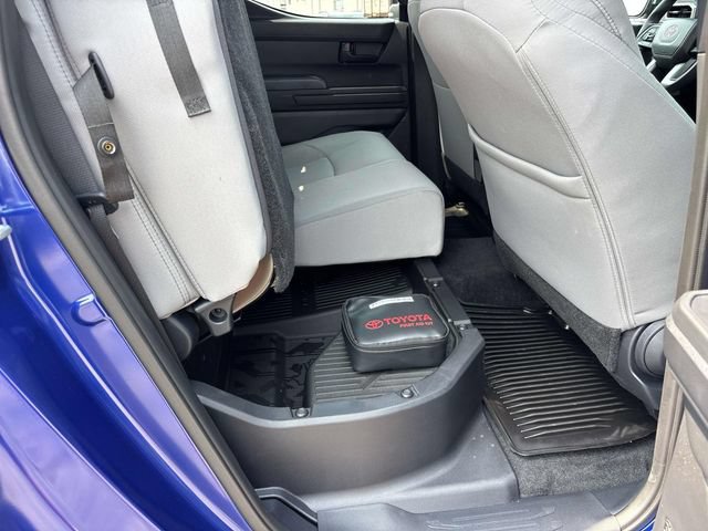Used 2025 Toyota Tacoma SR5 AWD/4WD image 21