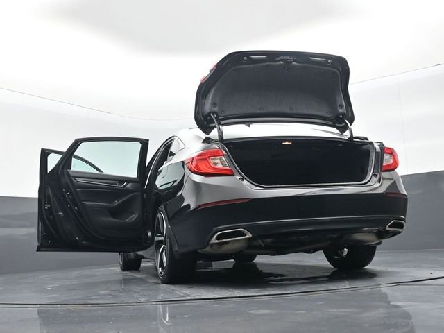 Used 2018 Honda Accord Sport image 30