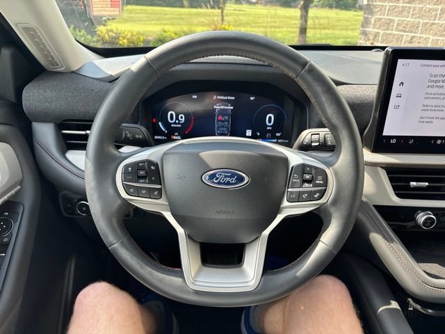 Certified 2025 Ford Explorer Active w/ Active Comfort Package AWD/4WD image 18