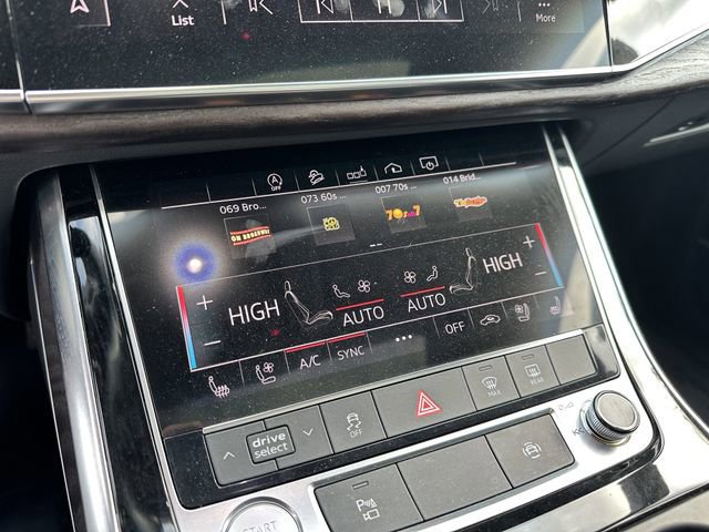 Used 2020 Audi Q8 Premium Plus AWD/4WD image 24