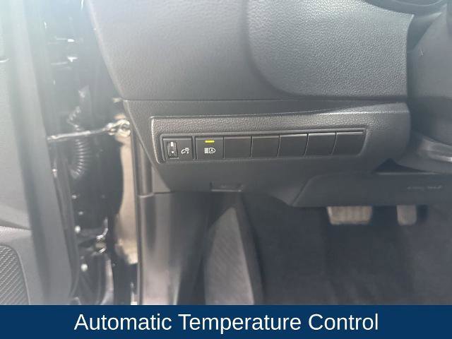 Used 2024 Toyota Corolla LE w/ LE Convenience Package FWD image 16