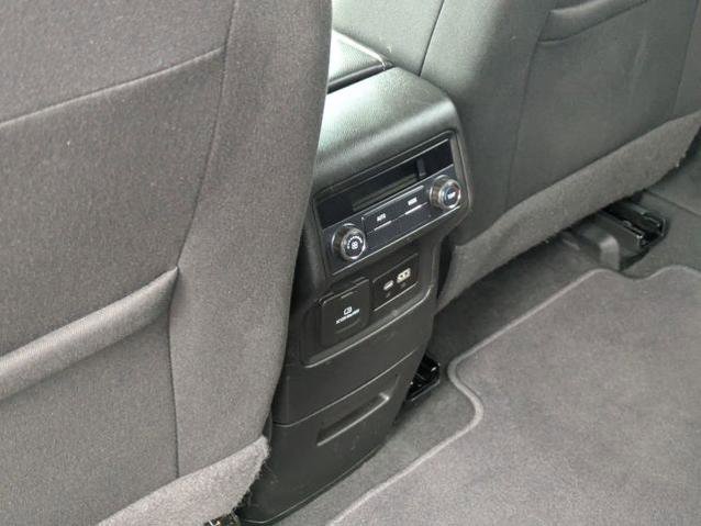 Used 2020 GMC Acadia SLE w/ Driver Convenience Package AWD/4WD image 31